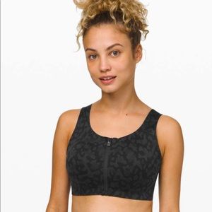 Lululemon Enlite Front Zip bra 34E High Support